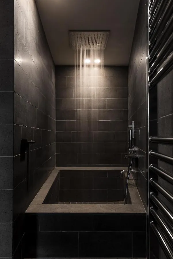 The Silver Lava - a luxury boutique apartment Catane Italie